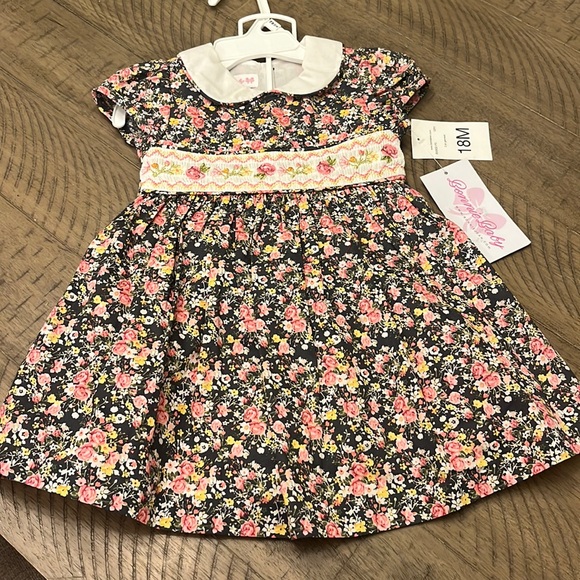 Bonnie Baby Other - New Bonnie baby 18 months dress with diaper cover so adorable